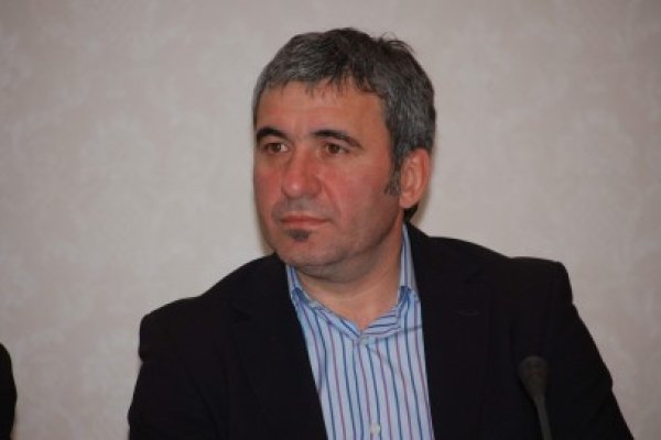 MApN retrage gradele acordate cu nereguli. Pe listă, de la Isărescu la Hagi. Gradele acordate lui Kovesi, Turcescu şi Kelemen au fost retrase la cererea acestora